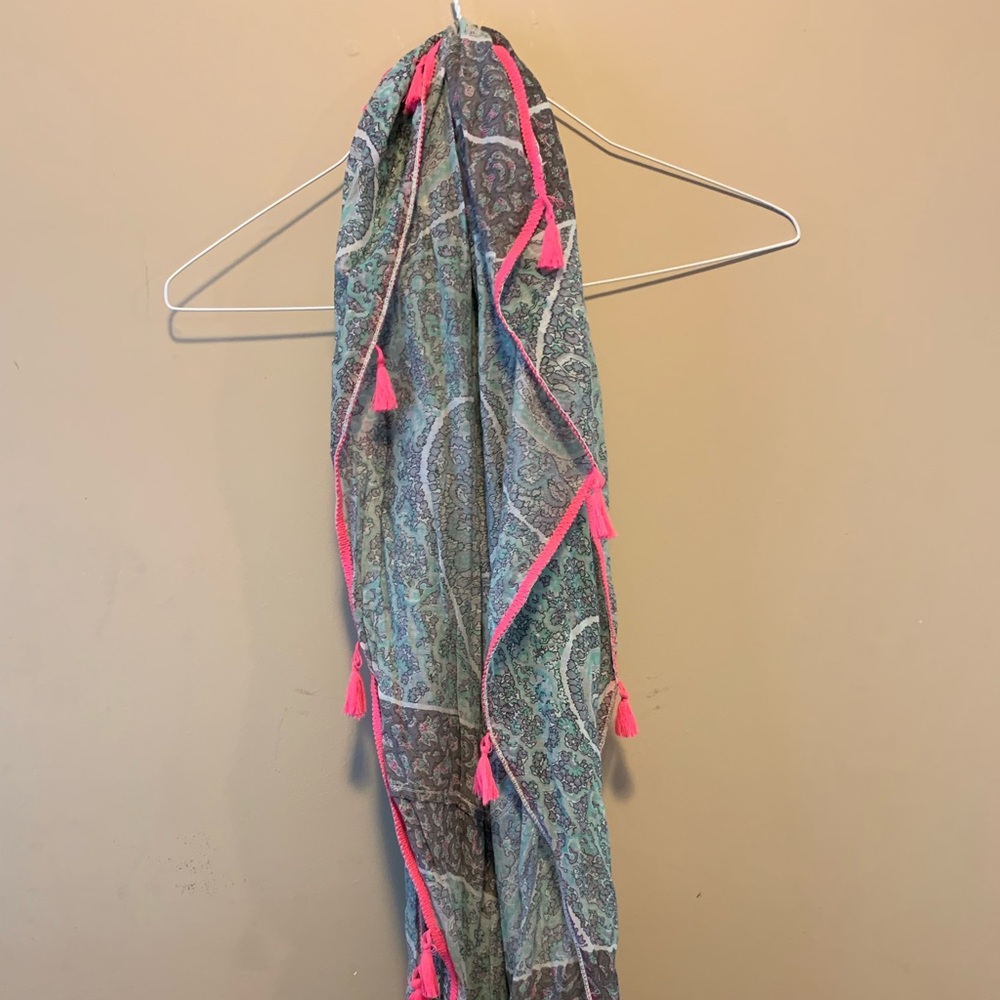 AE scarves